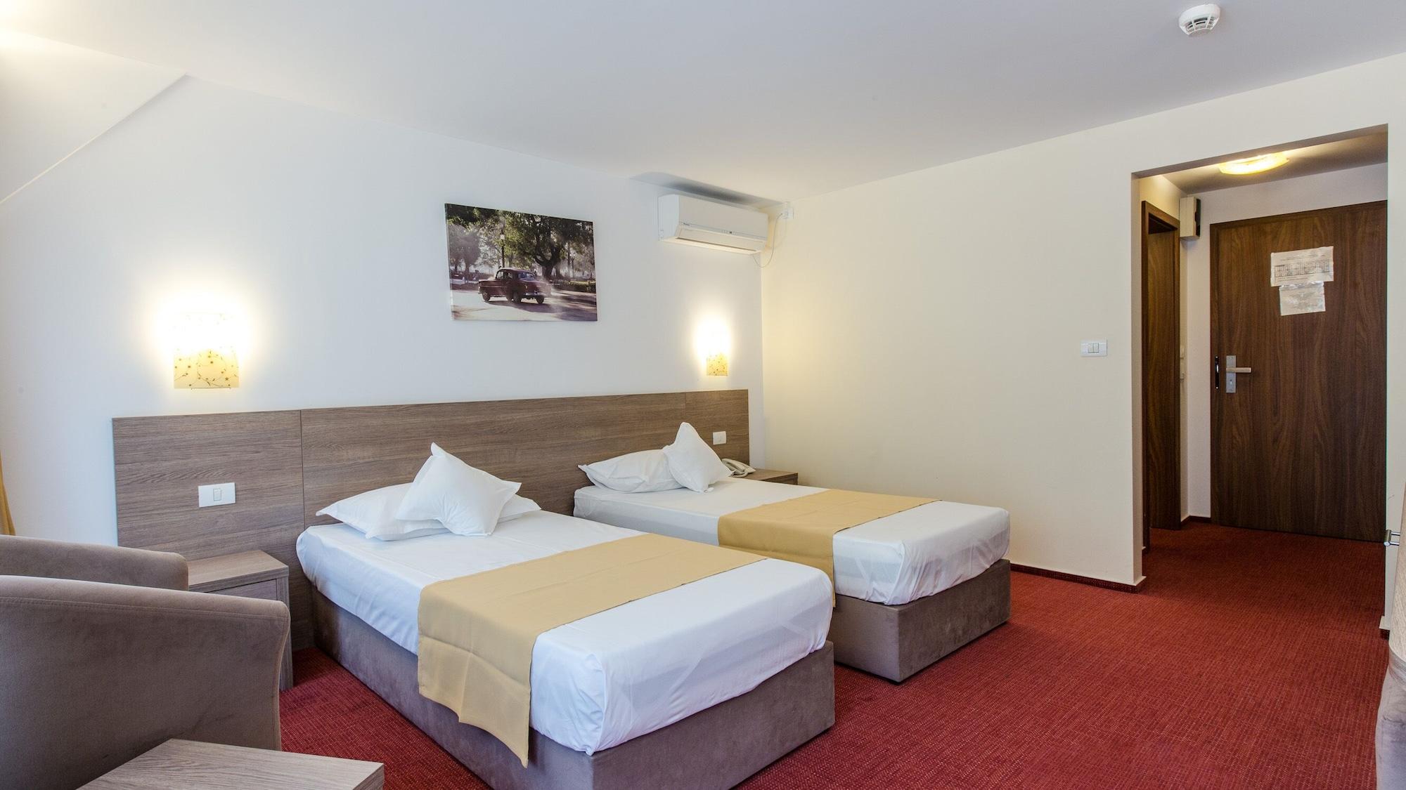Hotel Herastrau Bucharest Luaran gambar