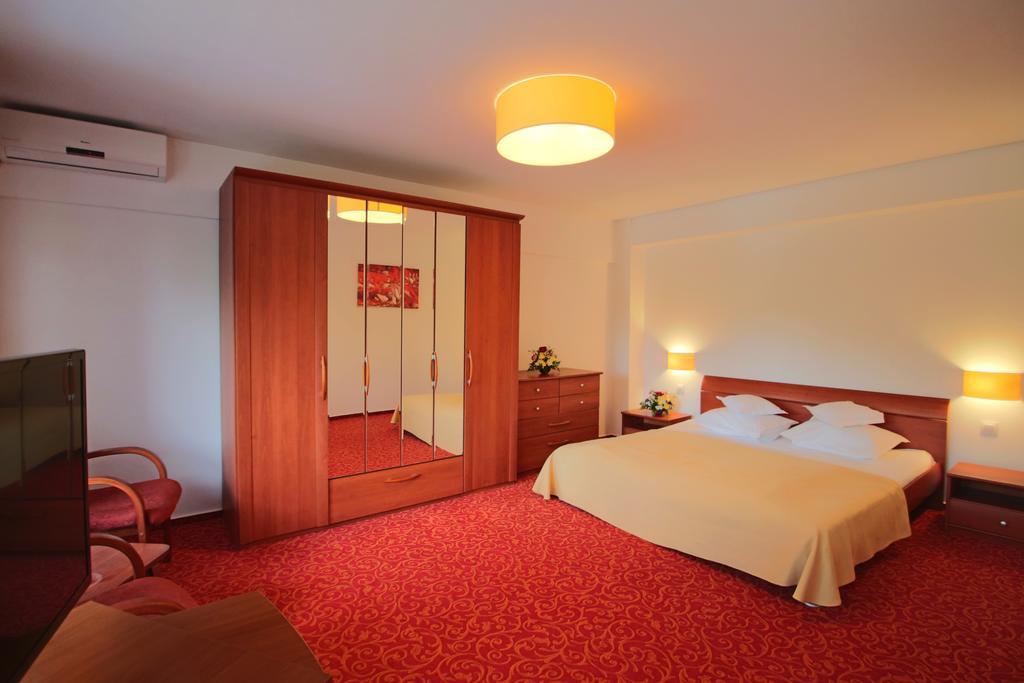 Hotel Herastrau Bucharest Luaran gambar