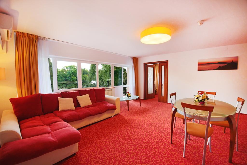 Hotel Herastrau Bucharest Luaran gambar