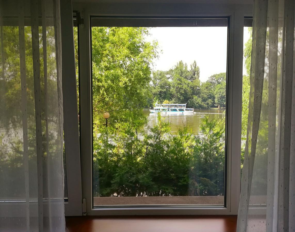 Hotel Herastrau Bucharest Luaran gambar