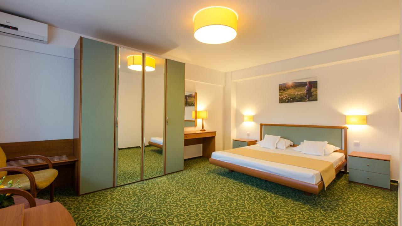 Hotel Herastrau Bucharest Luaran gambar