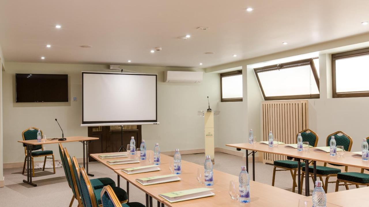 Hotel Herastrau Bucharest Luaran gambar